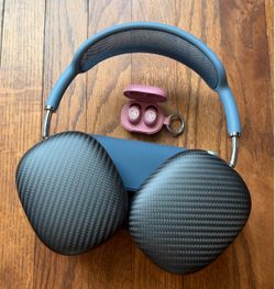 Apple AirPods Max 2 PLEASE READ Noise Canceling Headphones Blue With Carbon Fiber Covers Bluetooth Music