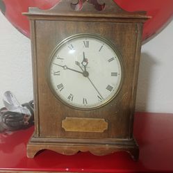 Vintage Telechron Knickerbocker Mantle Clock