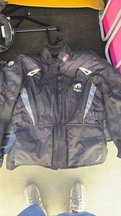 Motorcycle jacket