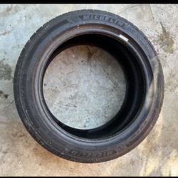 1 - 235/45zr17 Good 90% Treads Michelin Tire!!