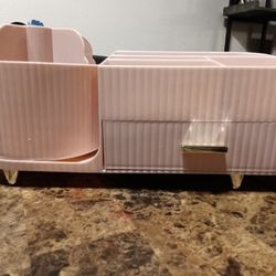 Makeup Organizer