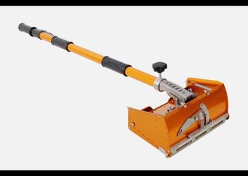 New in Box 10" Drywall Flat Finishing Box Aluminum Finishing Mud Box Tool w/40"-64'' Extendable Hand