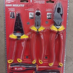 MILWAUKEE 5 Piece Insulated Hand Tool Set 