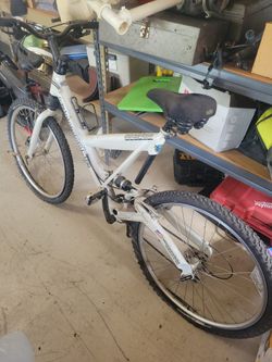 Cannondale SuperV400