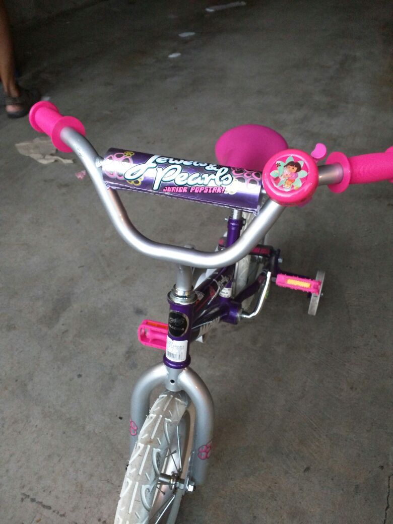 12" Magna Jewels and Pearls Toddler bike