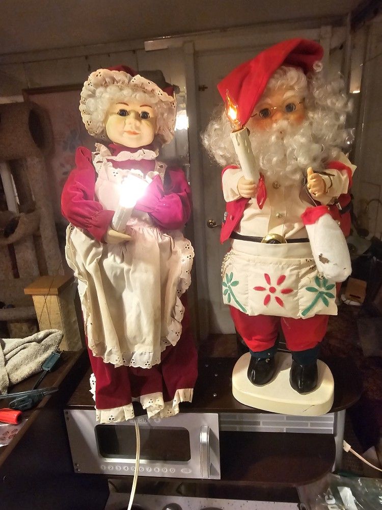 Price Is Firm.. Mrs Claus In Santa Claus Electric Animated Christmas Figures