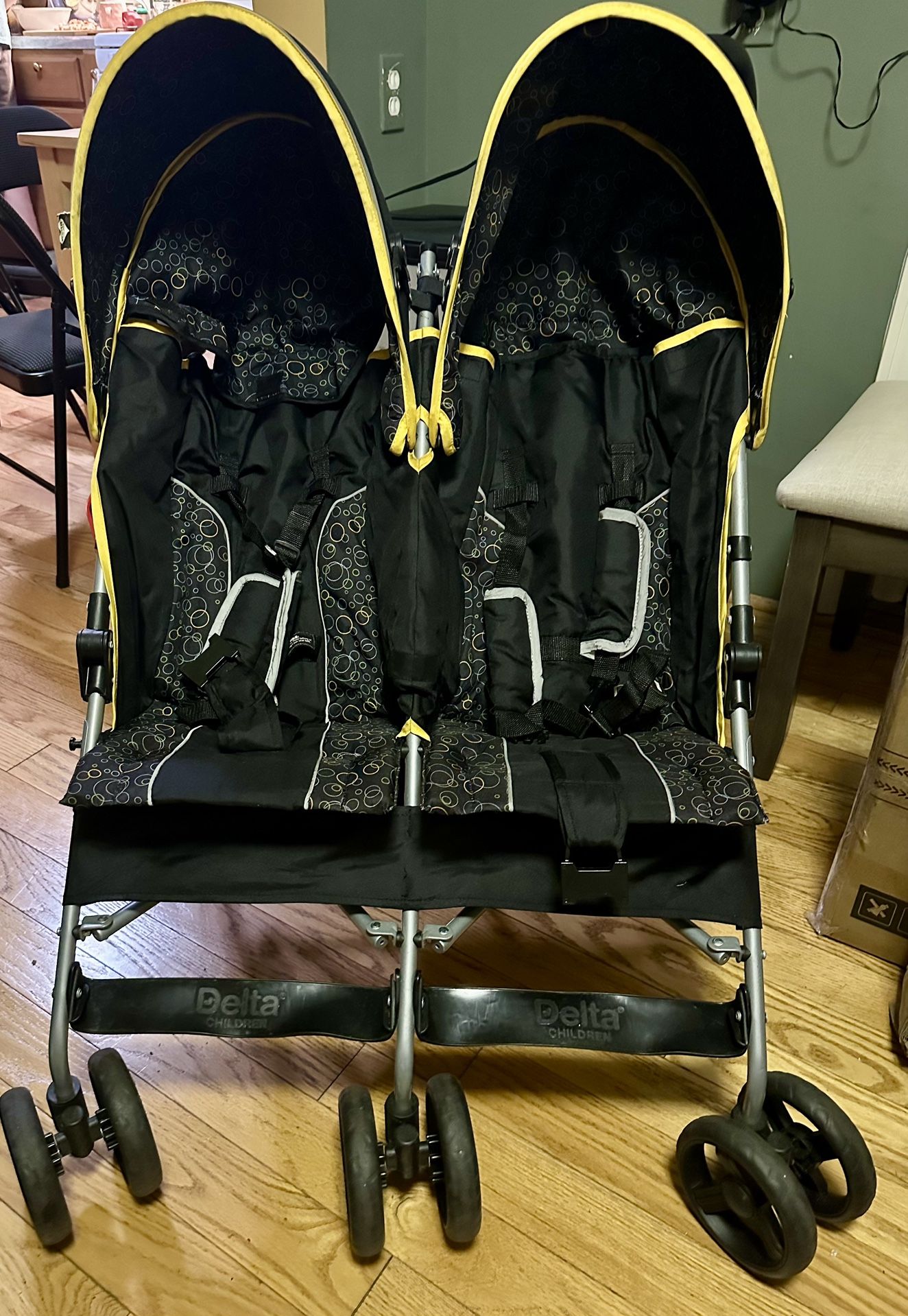 Delta Children LX Side by Side Stroller