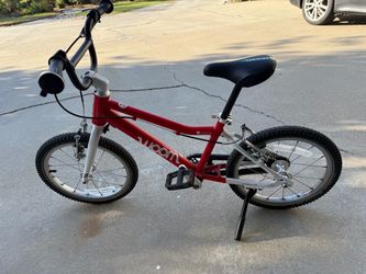 Woom 3 Kids Bike Red 16 Inch