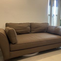 Couch/Day Bed- Single/Twin