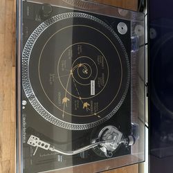 Audio-Technica AT-LP120XUSB-BK Direct-Drive Turntable Voyager Slipmat