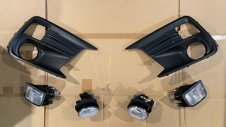 Subaru WRX VA Lower Bumper Bezels Fog Lights Turn Signals Set 2018-2021 OEM - 45k