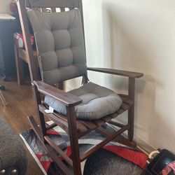 Rocking Chair 