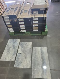 Tile Porcelain 490 square feet new