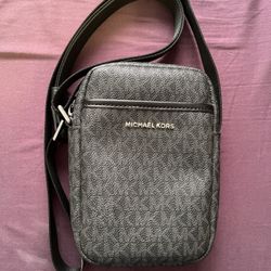 Michael Kors Crossbody Bag