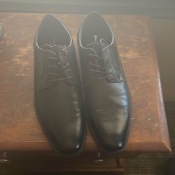 Van Heusen Mens Dress Shoes Size 8 1/2