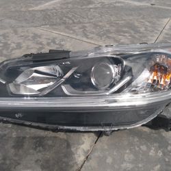 2016 Honda Accord Driver Side Headlight Assembly