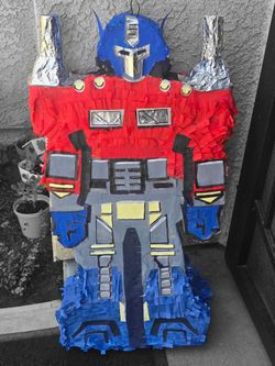 Transformers Pinata 28"