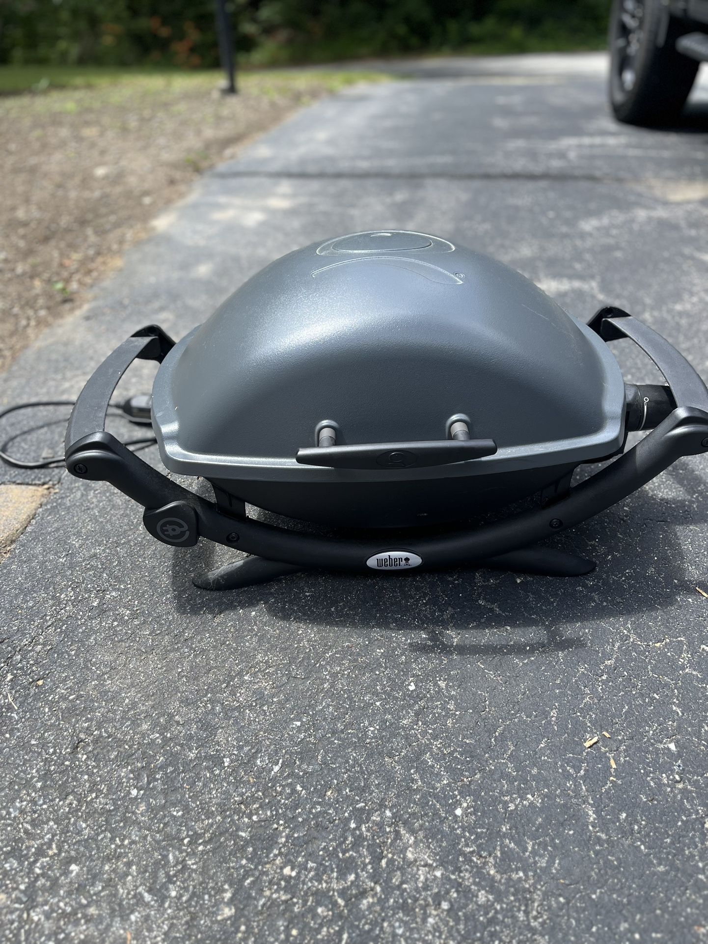 Weber Q1400 Electric Grill, Gray