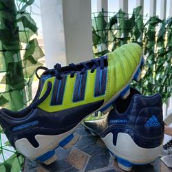Adidas Predator  5 1/2