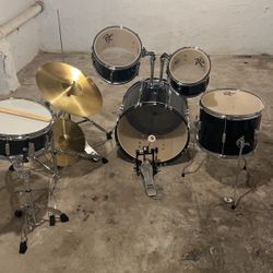 Rogue Full Drumset - Black