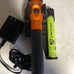 Streamlight Flash Light