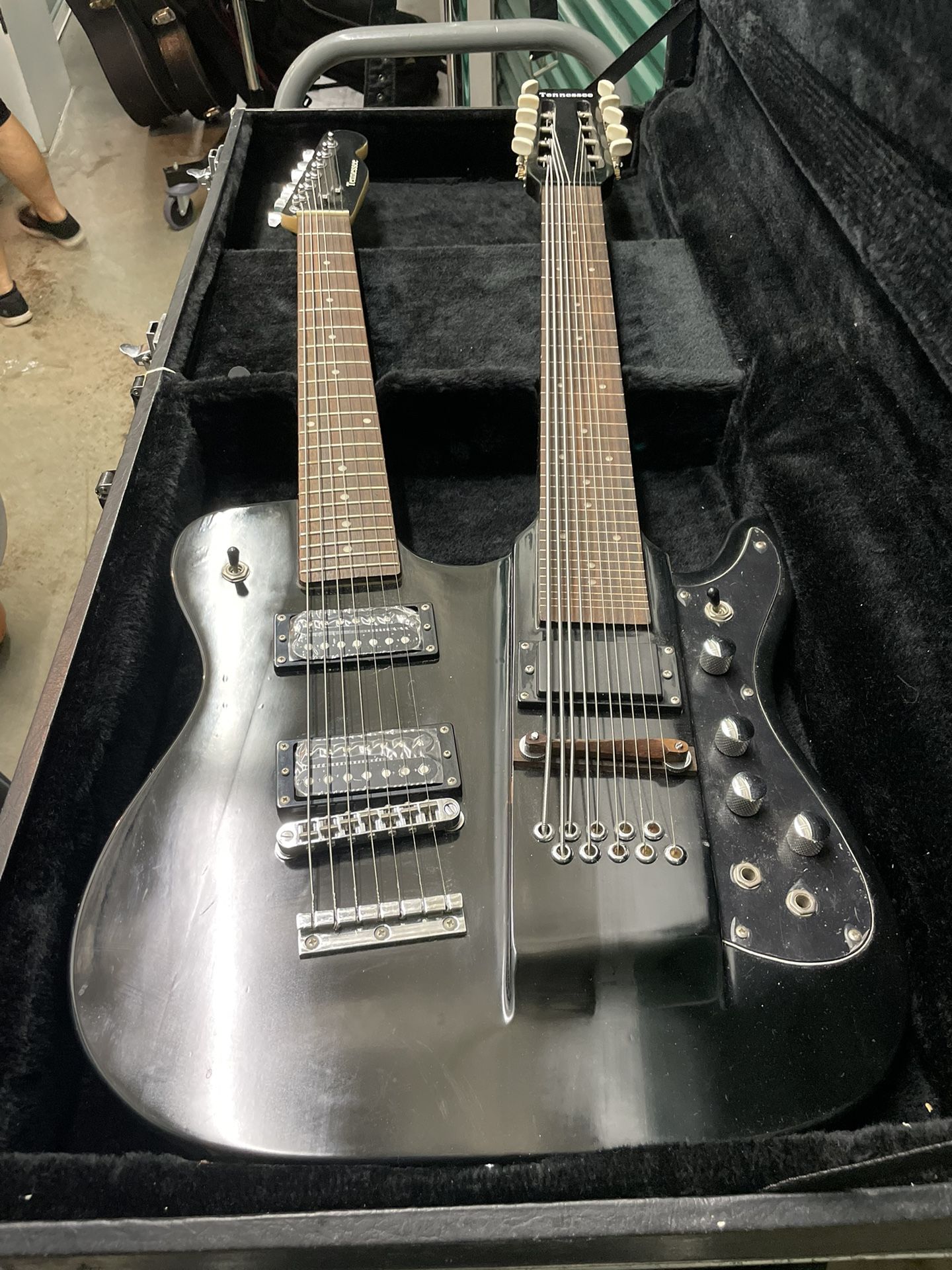 Double Neck