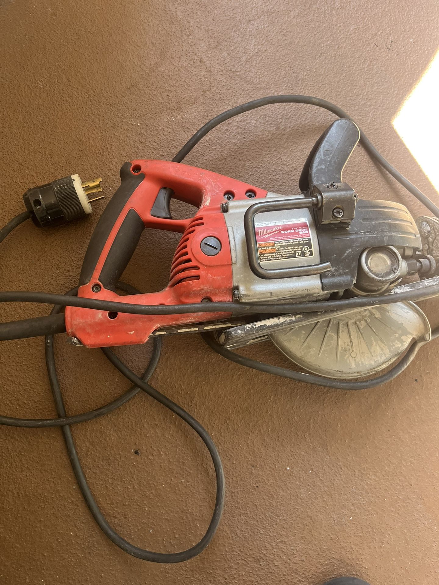 Worm Drive Saw