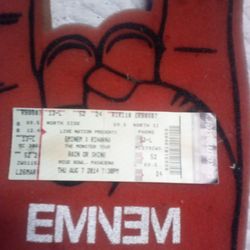 Eminem & Riahnna Monster Tour August 7 2014