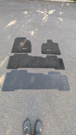 Acura MDX front and 2nd row car mats 2001-2006