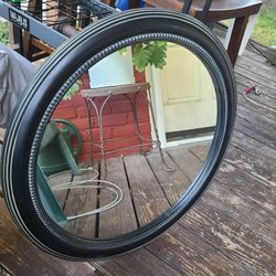 Circle mirror black frame