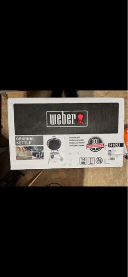 Weber Original Kettle Charcoal Grill
