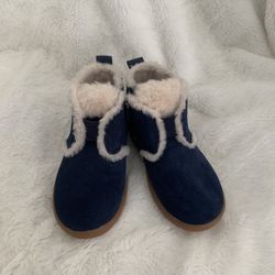New Boy Toddler  UGG Boots Size:11