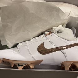 Nike Dunk Football Cleats. 