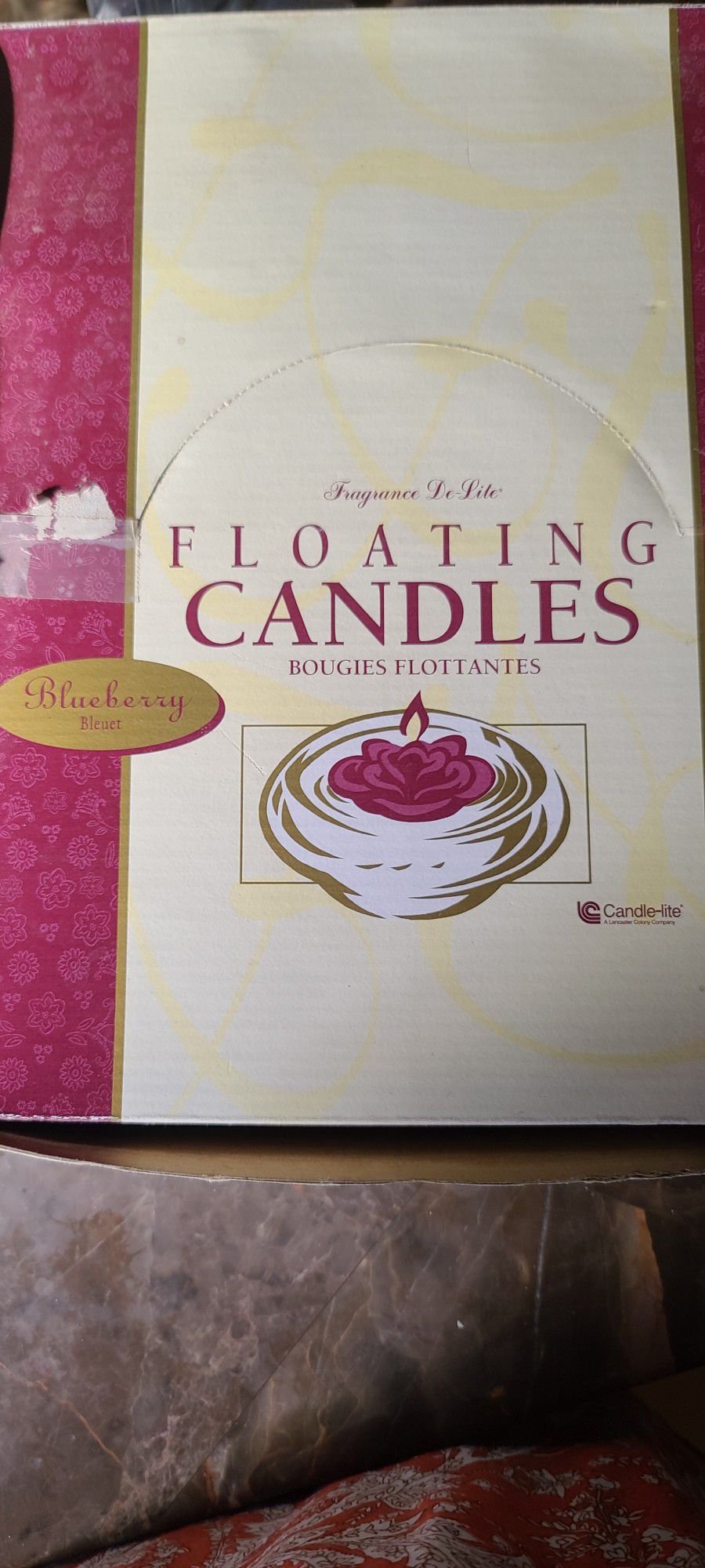 21 Floating Candles 