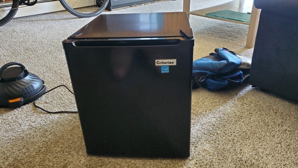 Mini Fridge Criterion 1.7