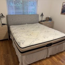 Cal King Bed With Frame And Headboard 