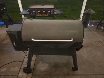 Treager pro 34 pellet grill smoker
