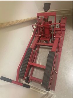 Torin Big Red Hydraulic Motorcycle Lift Jack