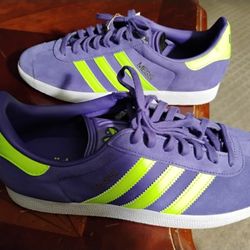 Adidas Gazelle Messi  Mens Athletic Shoes, Size 9.5