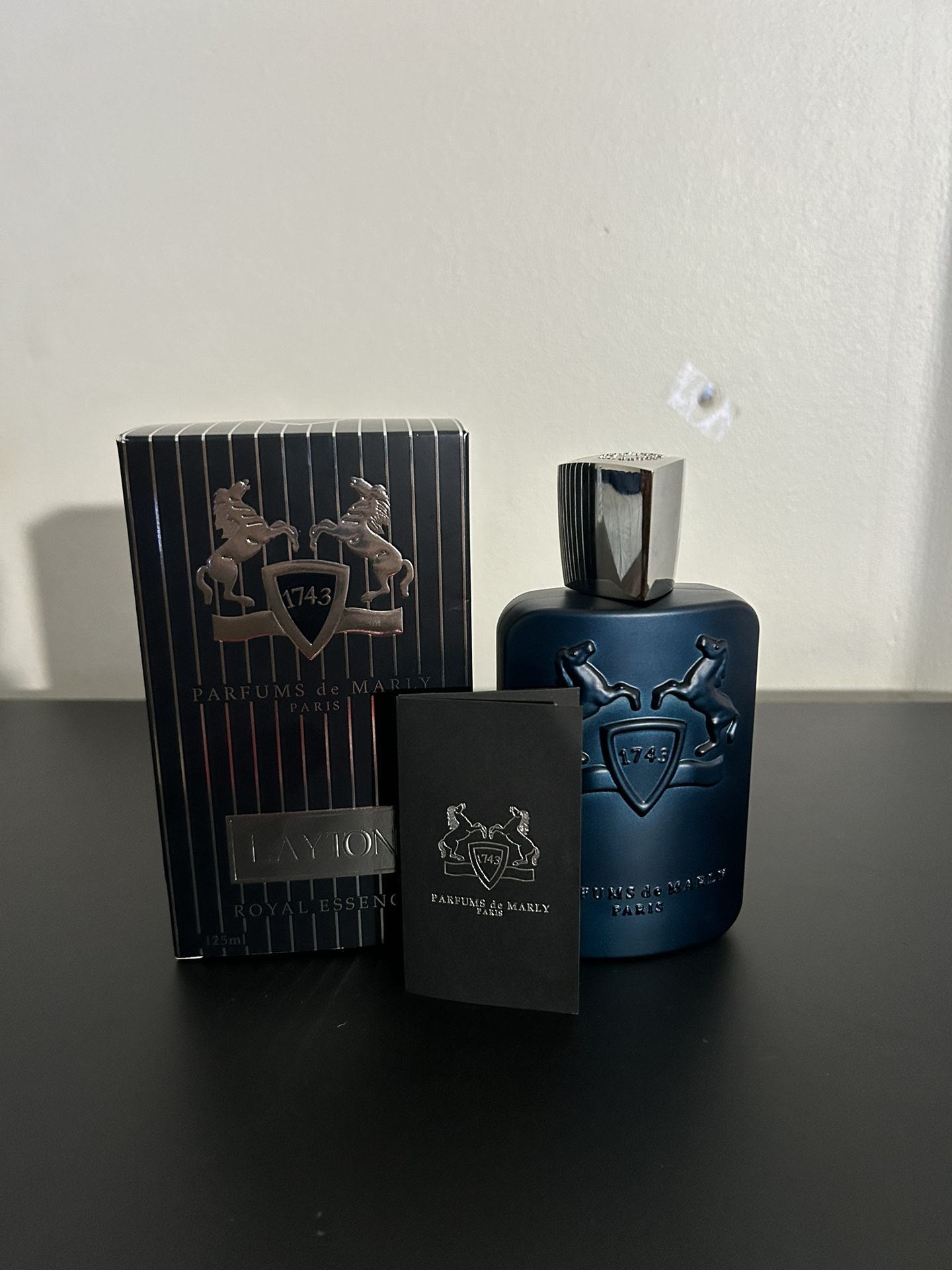 PARFUMS De Marley Layton Royal Essence