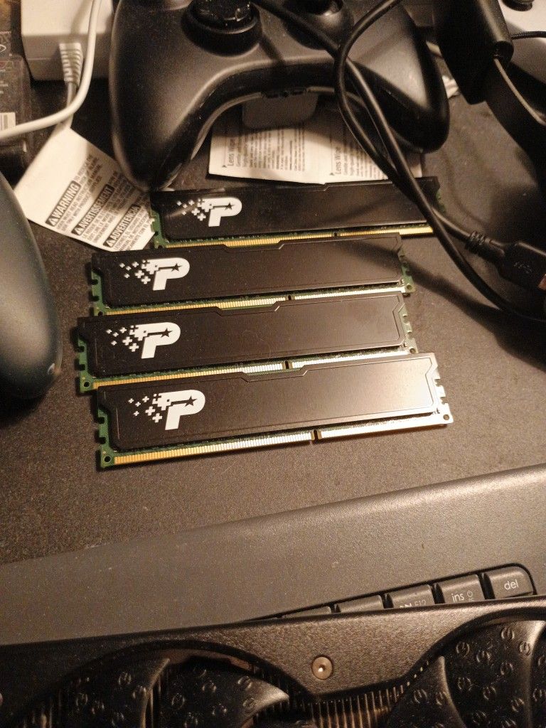 PC Parts RAM DDR3 32GB