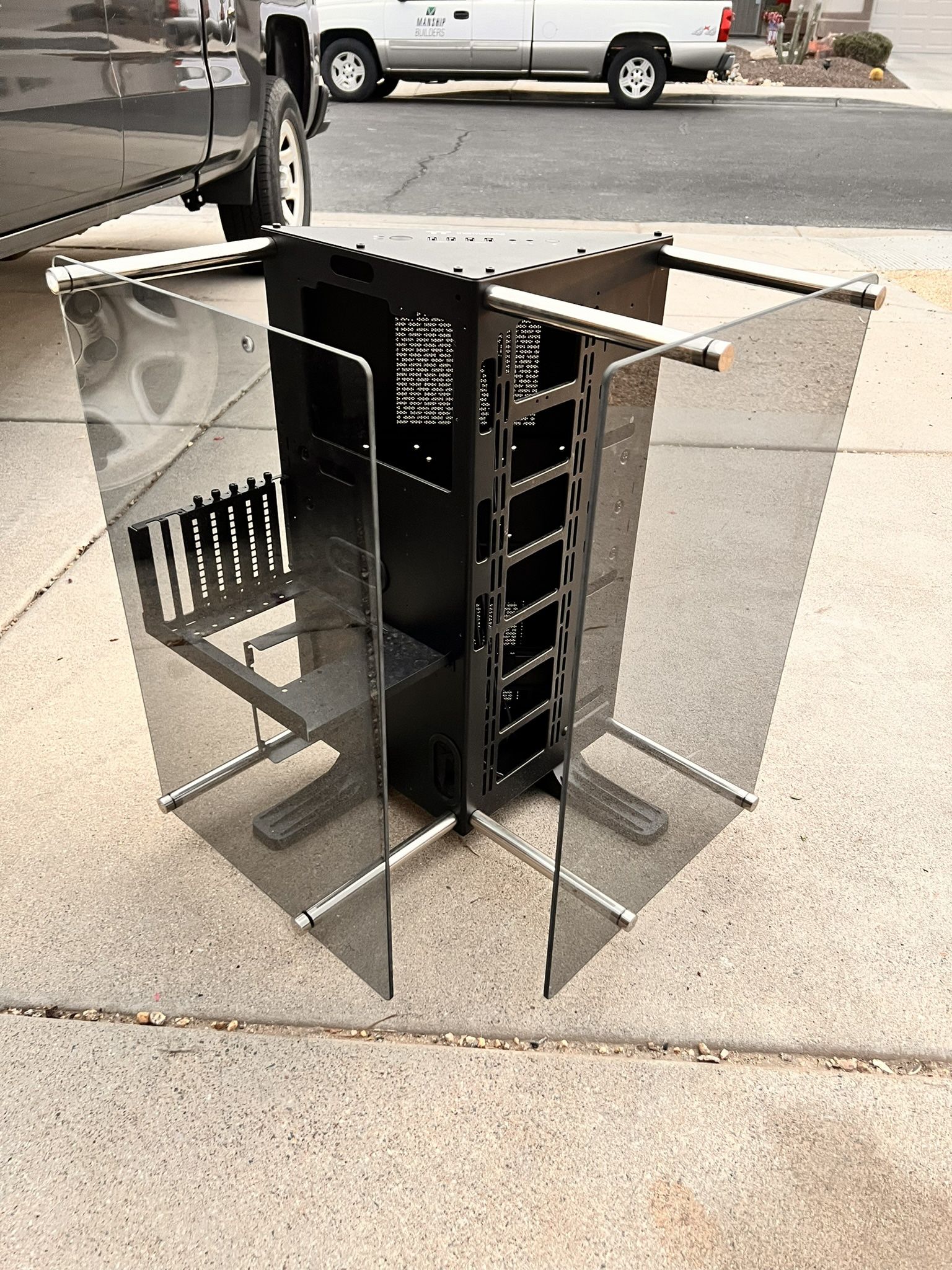 Thermaltake Core P90 Tempered Glass Mid-tower Chassis Computer Case