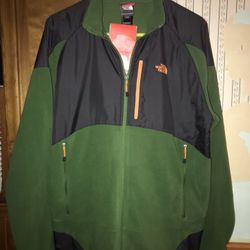 Men’s XL North Face (New w/ Tags) $75 *