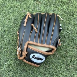 Franklin Baseball T Ball Catching Glove 8.5”