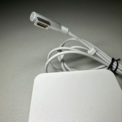 60w Replacement AC Adapter model No: PA-60w output: 16.5v - 3.65A MACBOOK Pro