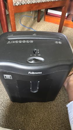 Fellowes 11C crosscut shredder
