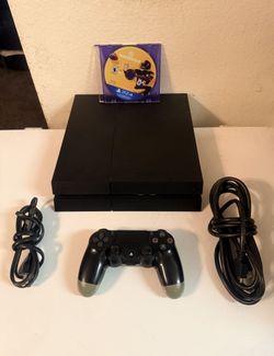 Playstation 4 $100  FIRM everything tested and working condition