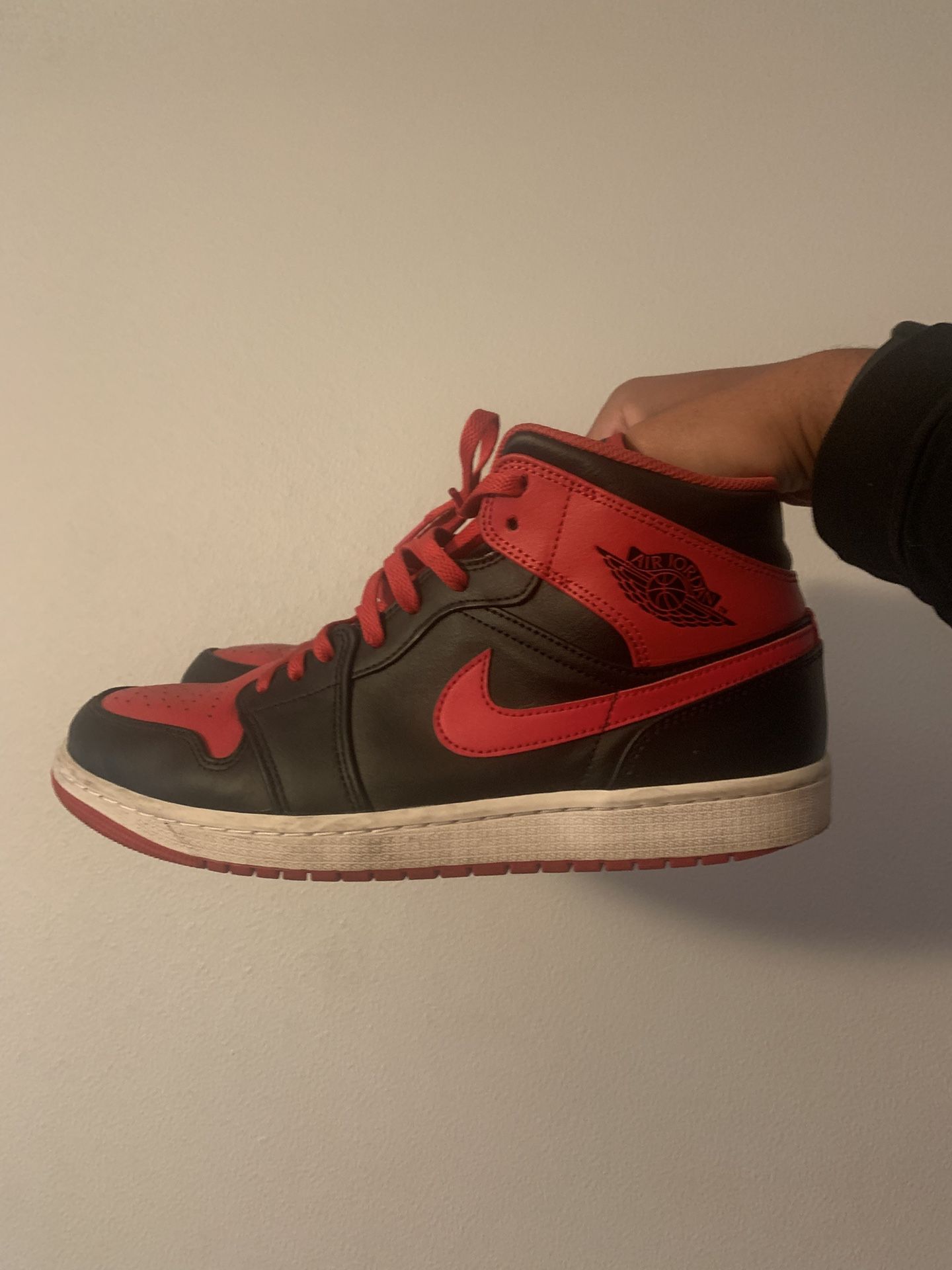 Air Jordan Mid