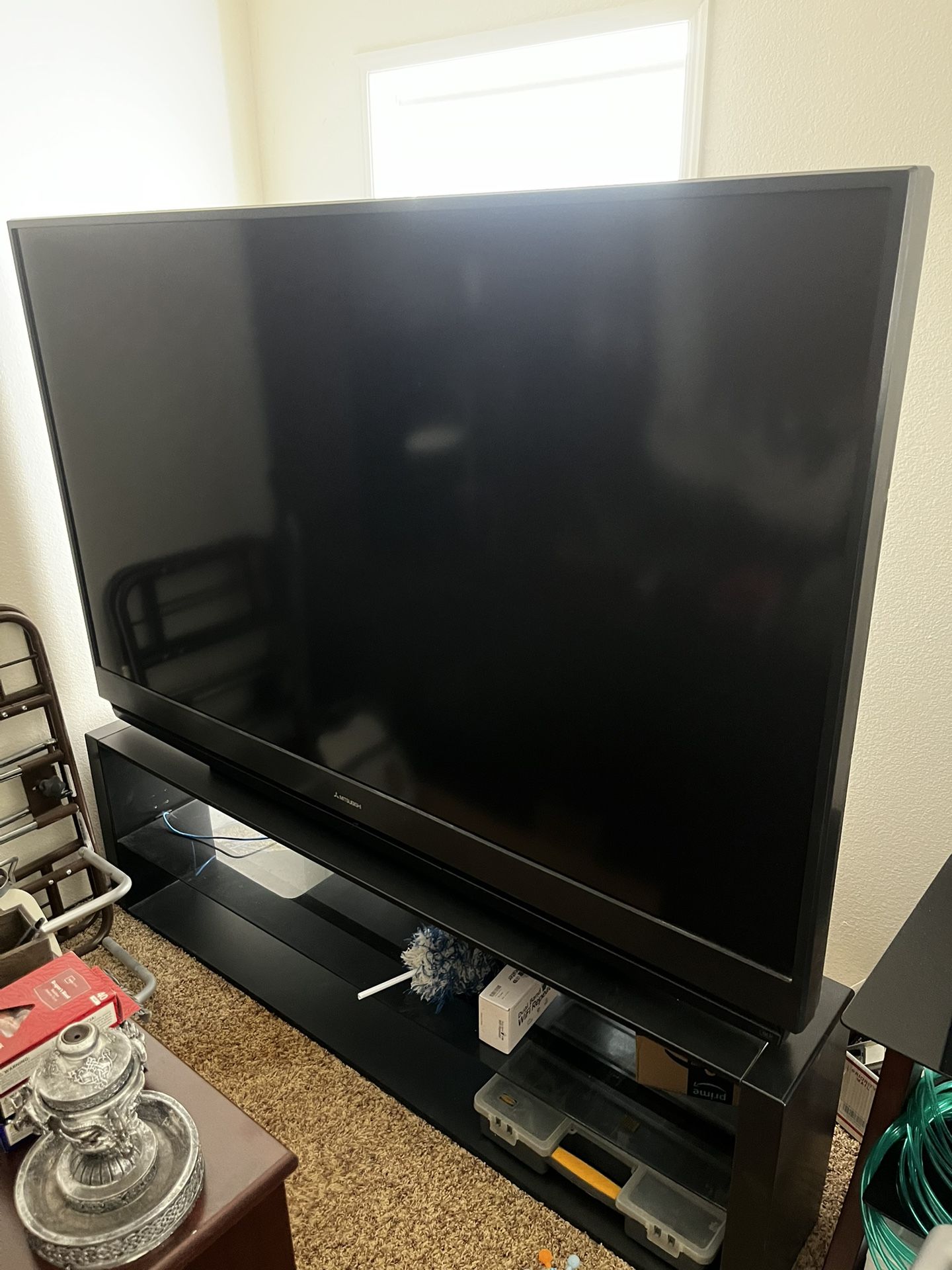 Mitsubishi TV