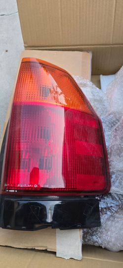 Tail lights envoy